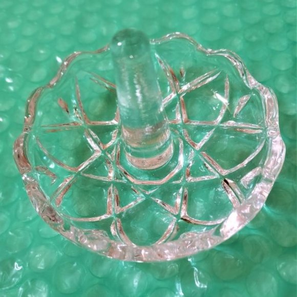 Vintage America Jewelry - Vintage Crystal Cut Glass Ring Holder Diamond Design with Sawtooth Edge NWOT